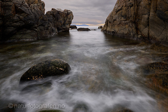 LA2502_040_1280_C