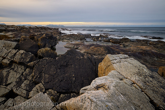 LA2301_023_1200_C