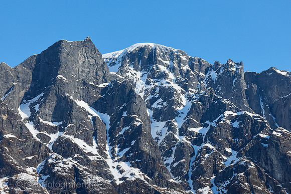 LE26_002_1280_C