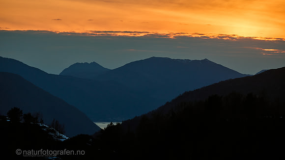 LE26_014_9x16_1280_C