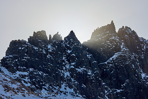LG2407_107_1280_C